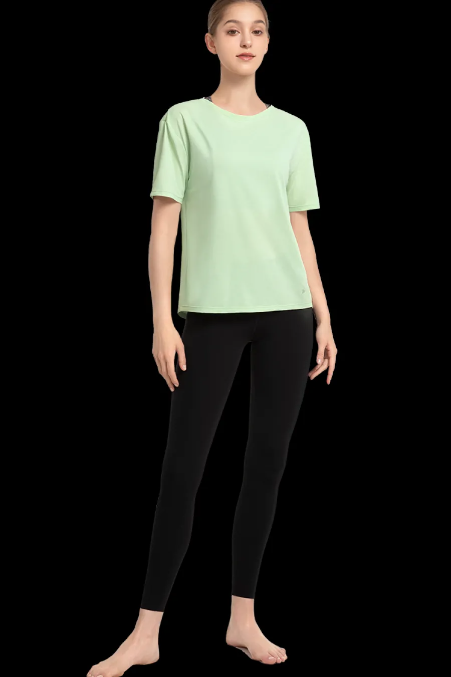 tshirt_chrissi_6.webp Yvette T-Shirt Chrissi LightGreen Best
